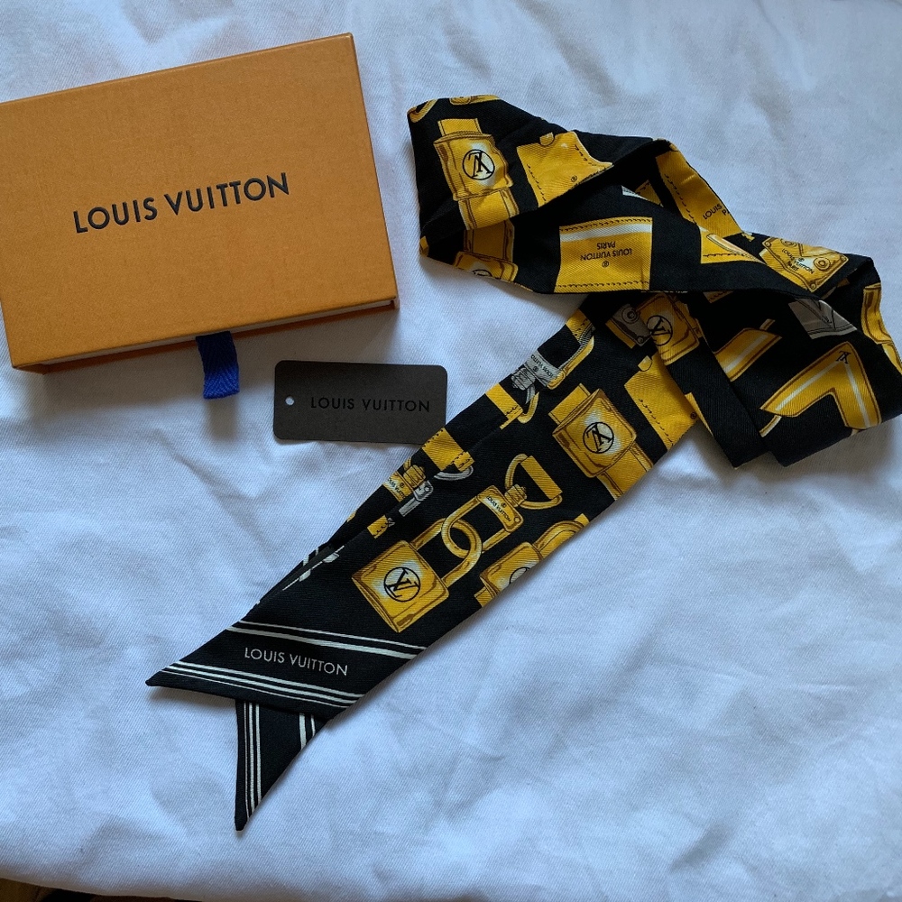 Louis Vuitton Black/Gold Black/Gold Full Of Locks